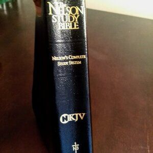 Nelson Study Leather Bible nkjv